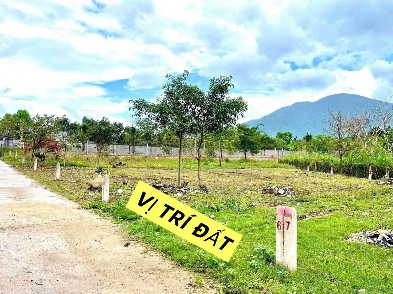 Bán đất Diên Đồng - Diên Khánh giá rẻ mặt đường bê tông 5m thông ngay nhà văn hoá thôn