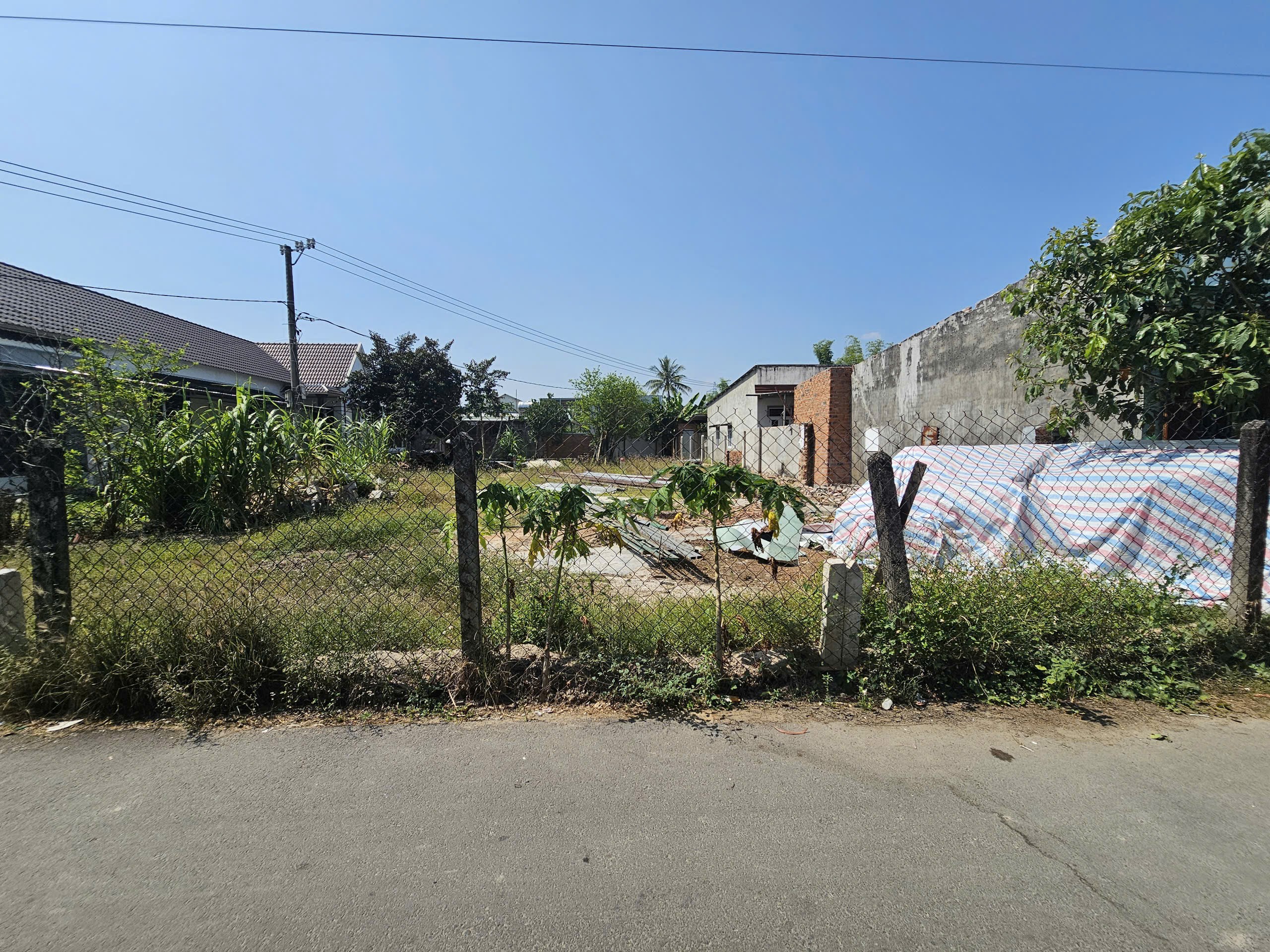 Bán đất Diên Hoà thôn Quang Thạnh đường Lạc Hoà 2 - dân cắt bán sổ hồng sẵn đường thông 4