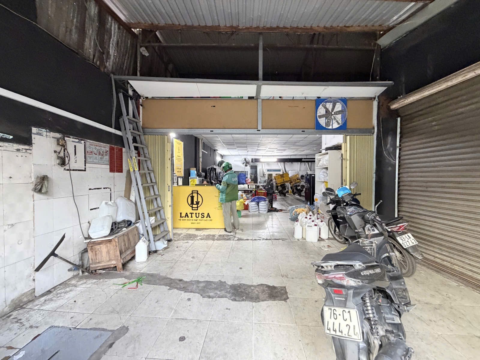 NHÀ 2MT TRẦN BÌNH TRỌNG 601m2 - NỞ HẬU 22m - THU NHẬP 200 TRIỆU/THÁNG 8