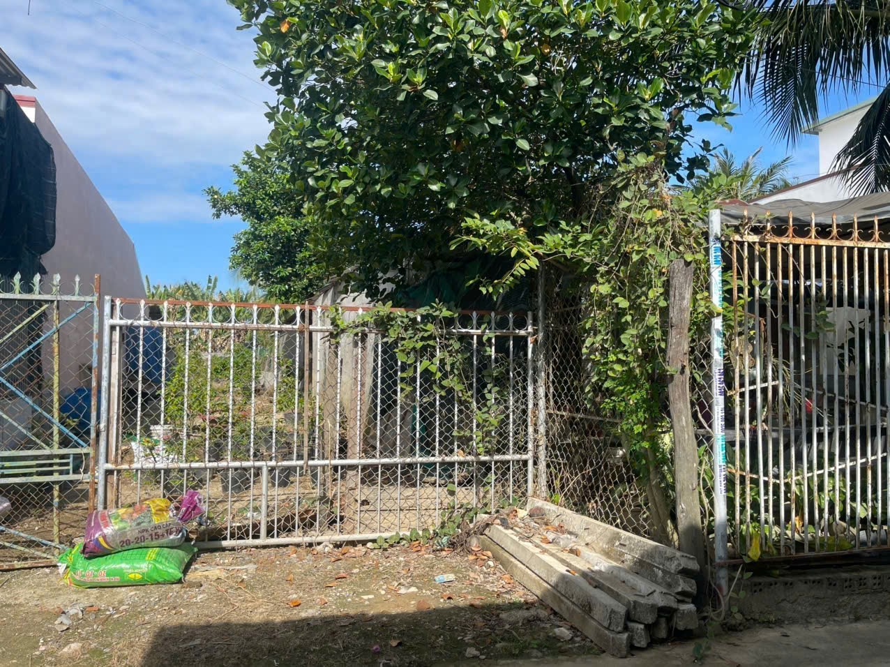 Bán đất Thị Trấn Diên Khánh tổ dân phố Phú Lộc Tây 1 đường thông sát bên Đồng Khởi 4