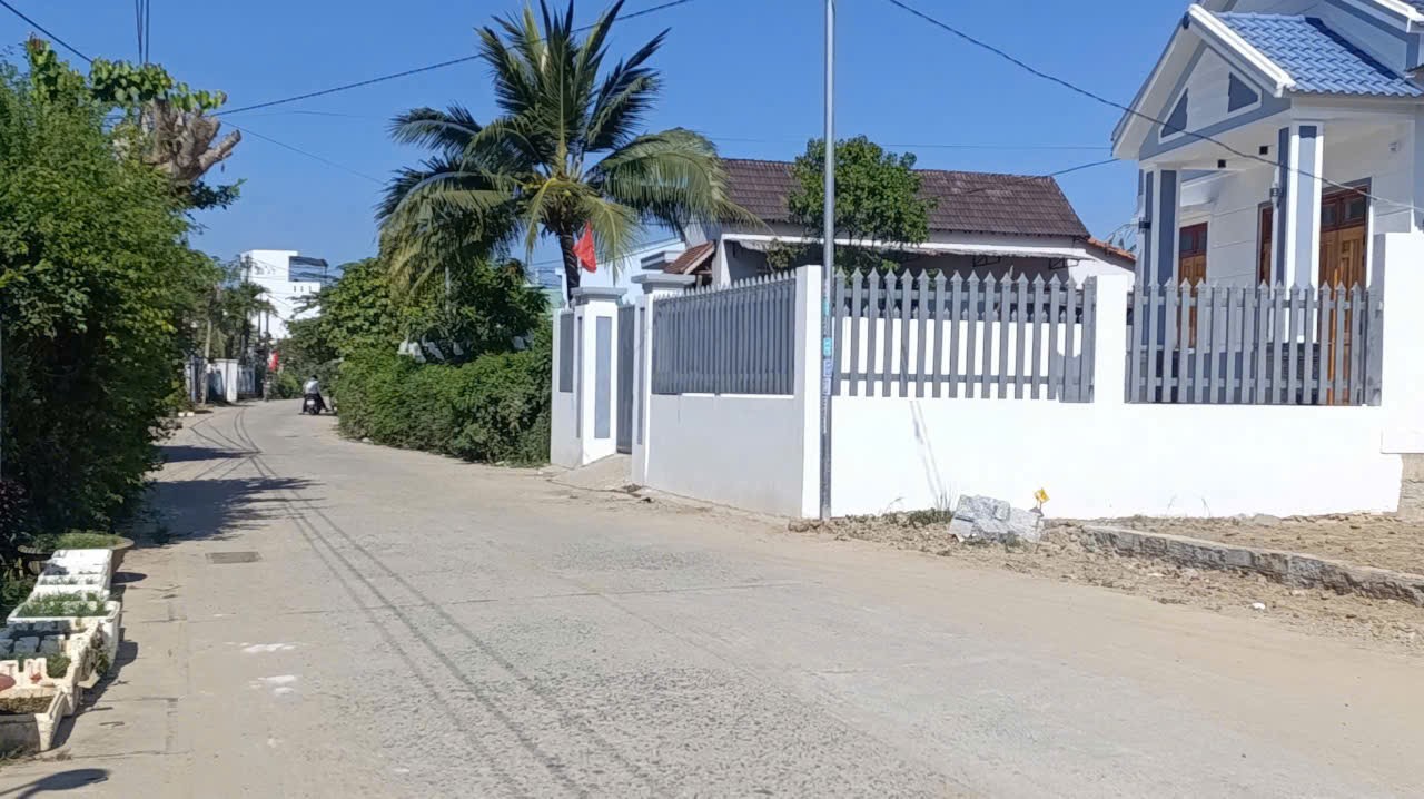 Bán đất Diên Phú full thổ cư giá rẻ mặt tiền đường Bưu Điện - kinh doanh buôn bán 4