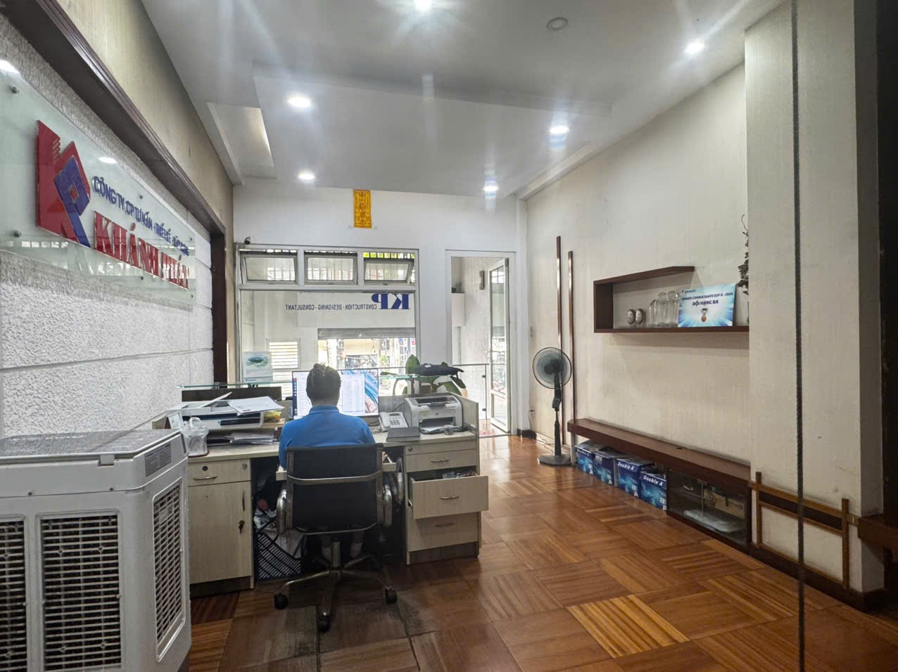 NHÀ 5 TẦNG - MẶT TIỀN NGUYỄN GIA TRÍ - KINH DOANH ĐA NGÀNH - DÒNG TIỀN 50TR/THÁNG 6