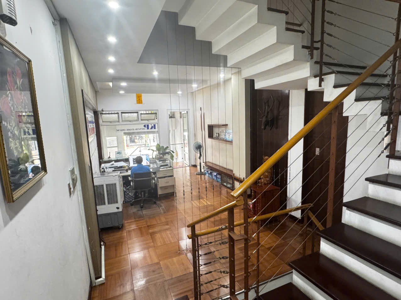 NHÀ 5 TẦNG - MẶT TIỀN NGUYỄN GIA TRÍ - KINH DOANH ĐA NGÀNH - DÒNG TIỀN 50TR/THÁNG 8