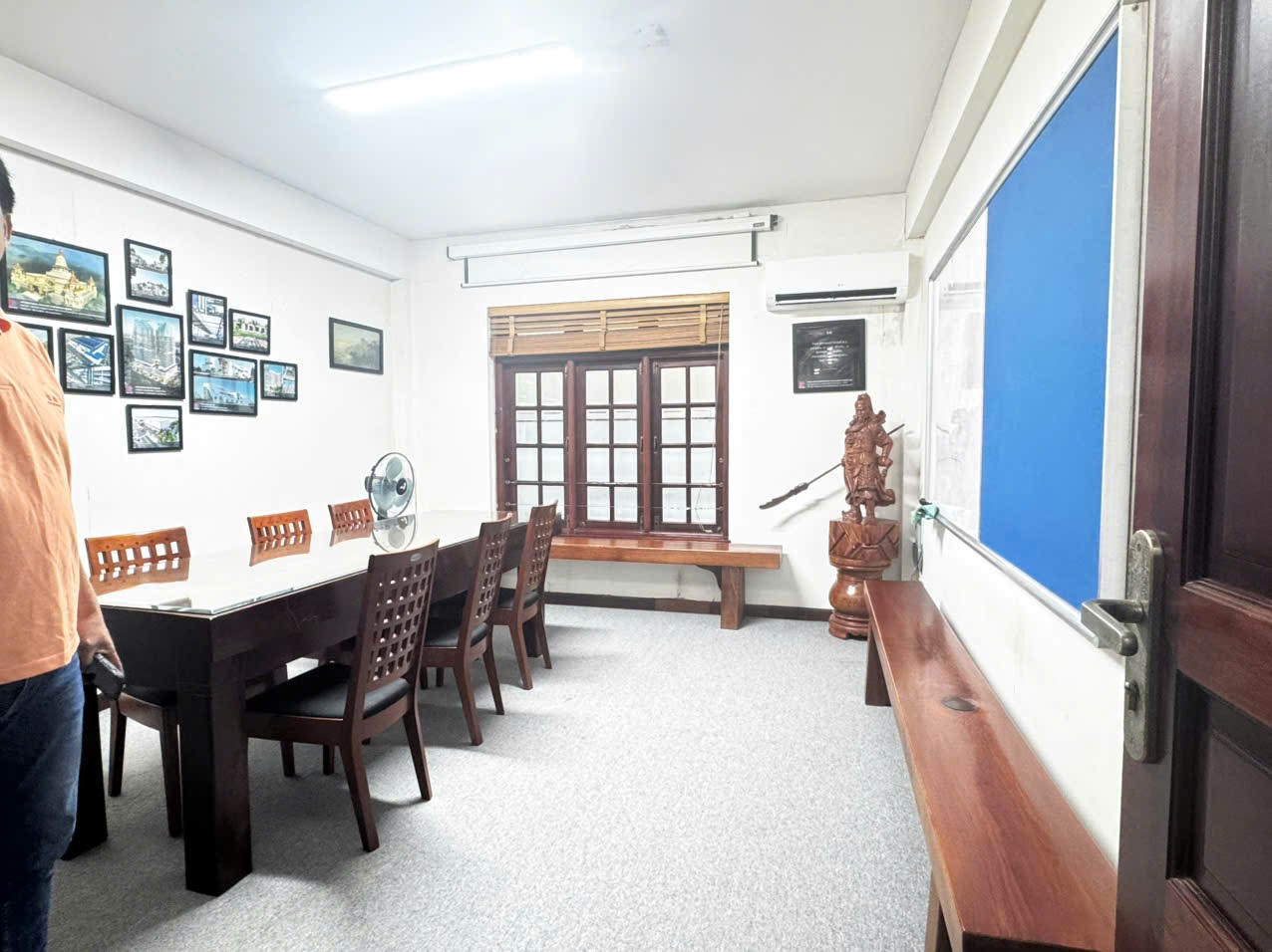 NHÀ 5 TẦNG - MẶT TIỀN NGUYỄN GIA TRÍ - KINH DOANH ĐA NGÀNH - DÒNG TIỀN 50TR/THÁNG 9