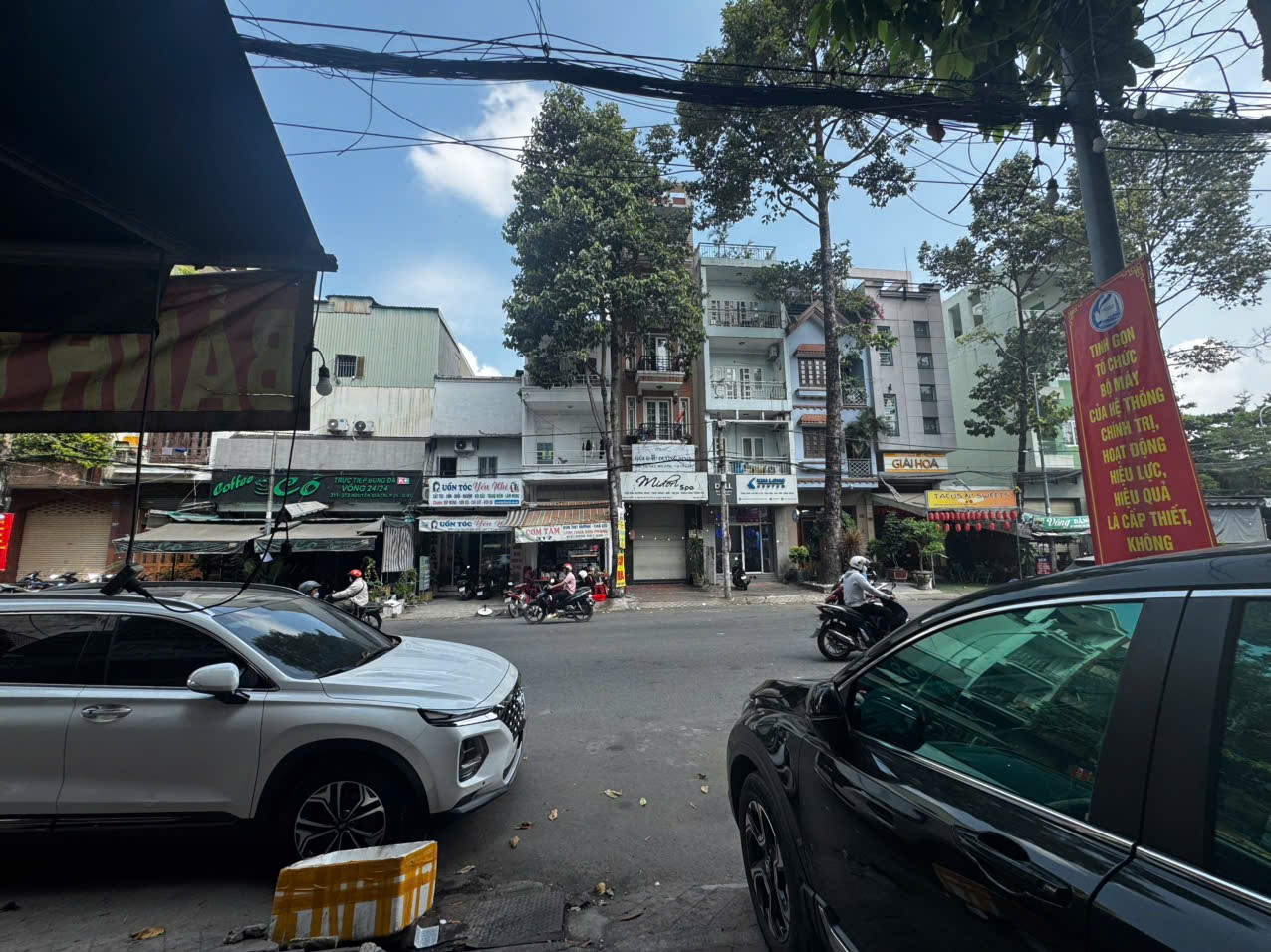 NHÀ 5 TẦNG - MẶT TIỀN NGUYỄN GIA TRÍ - KINH DOANH ĐA NGÀNH - DÒNG TIỀN 50TR/THÁNG