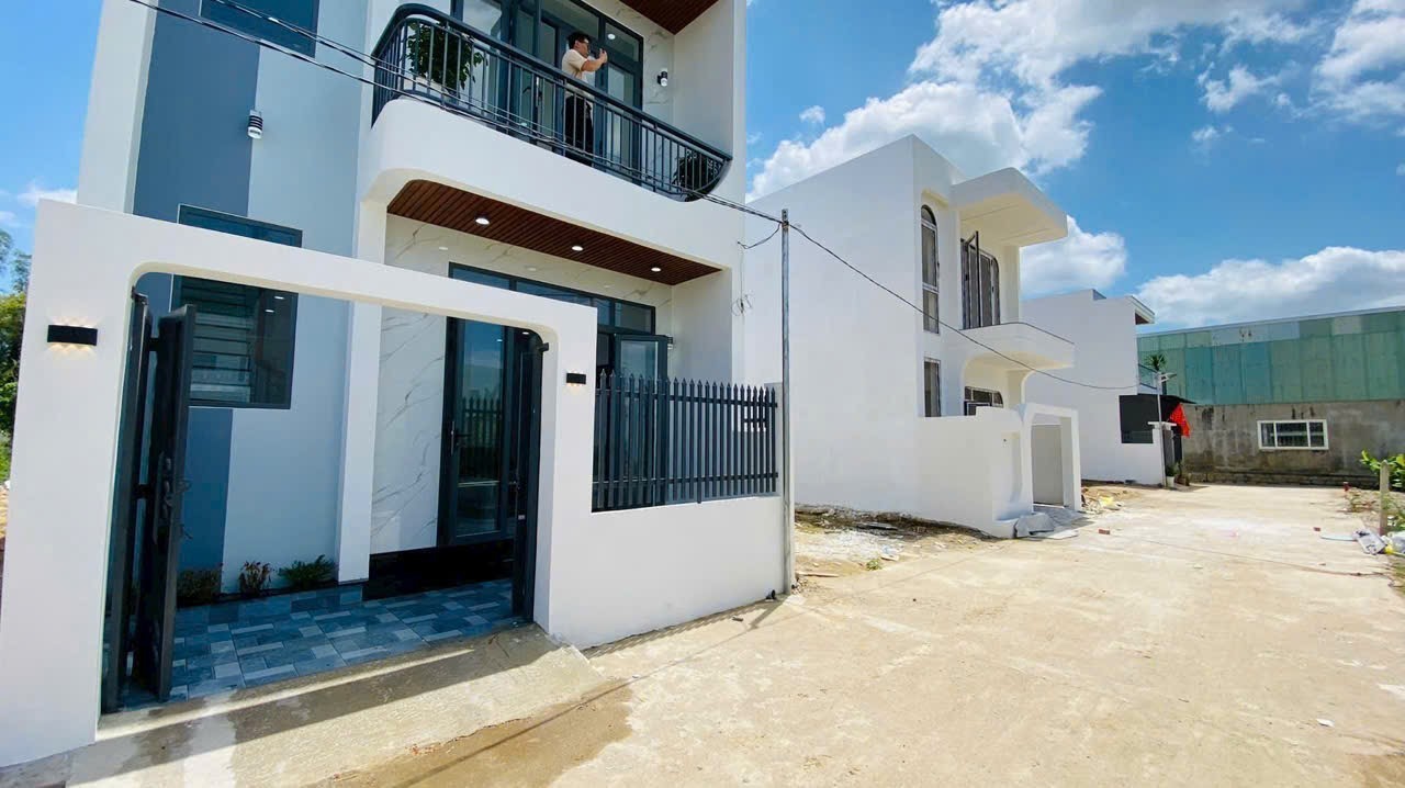 Bán đất Diên An thôn Phú Ân Nam 2 khu nhà lầu - đường bê tông rộng 5 - 6m 2