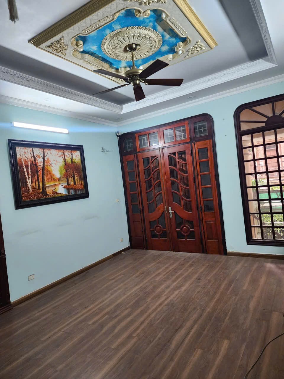 Cho thuê nhà VỈA HÈ - Ô TÔ Pháo Đài Láng, Đống Đa 100M X 5T giá 35 triệu