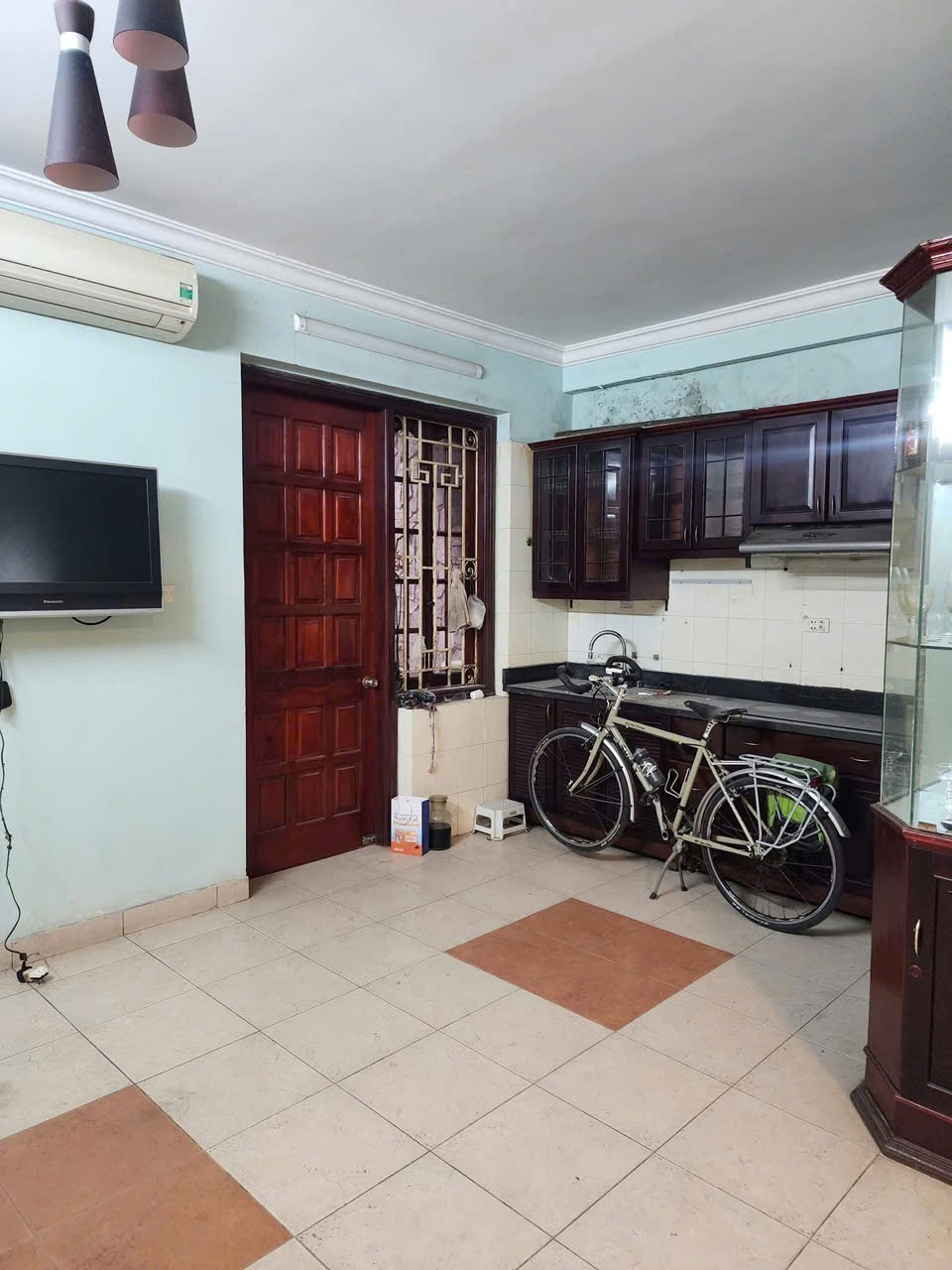 Cho thuê nhà VỈA HÈ - Ô TÔ Pháo Đài Láng, Đống Đa 100M X 5T giá 35 triệu 3