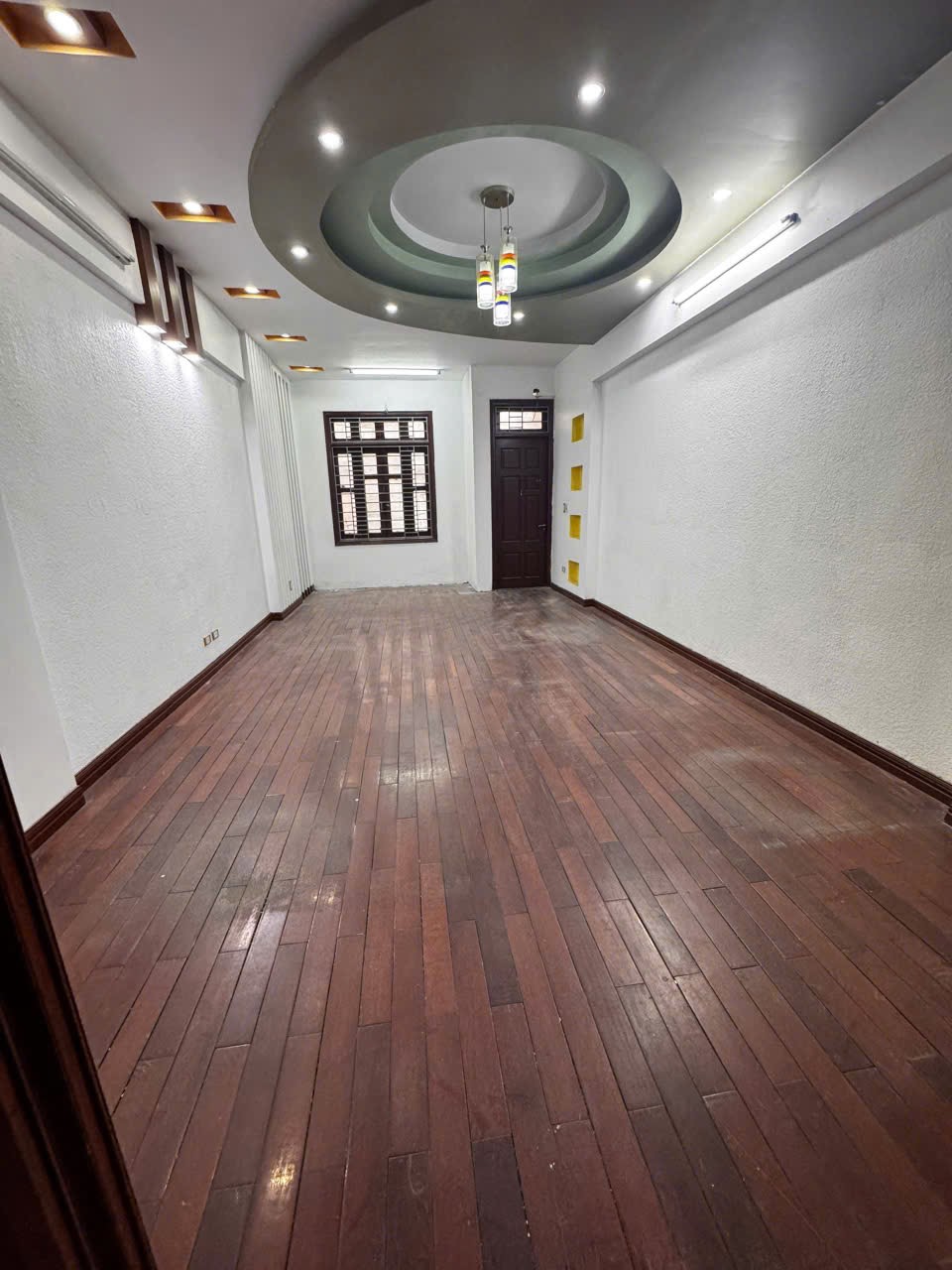 Cho thuê nhà VỈA HÈ - OTO - KD Nguyễn Chánh, Cầu Giấy 65M X 5T giá 30 triệu 3