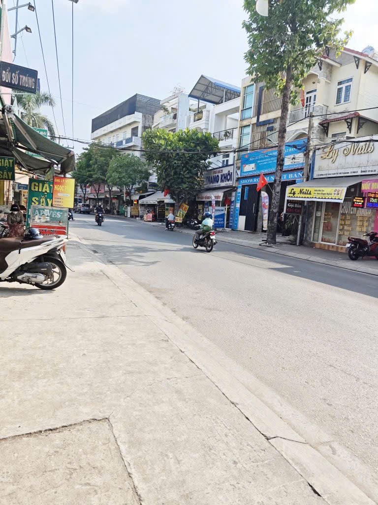 MẶT TIỀN VIP 32M2 2 TẦNG - ĐƯỜNG B TRƯNG TRẮC KDC SÔNG ĐÀ - HIỆP BÌNH CHÁNH - 3,5 TỶ 4