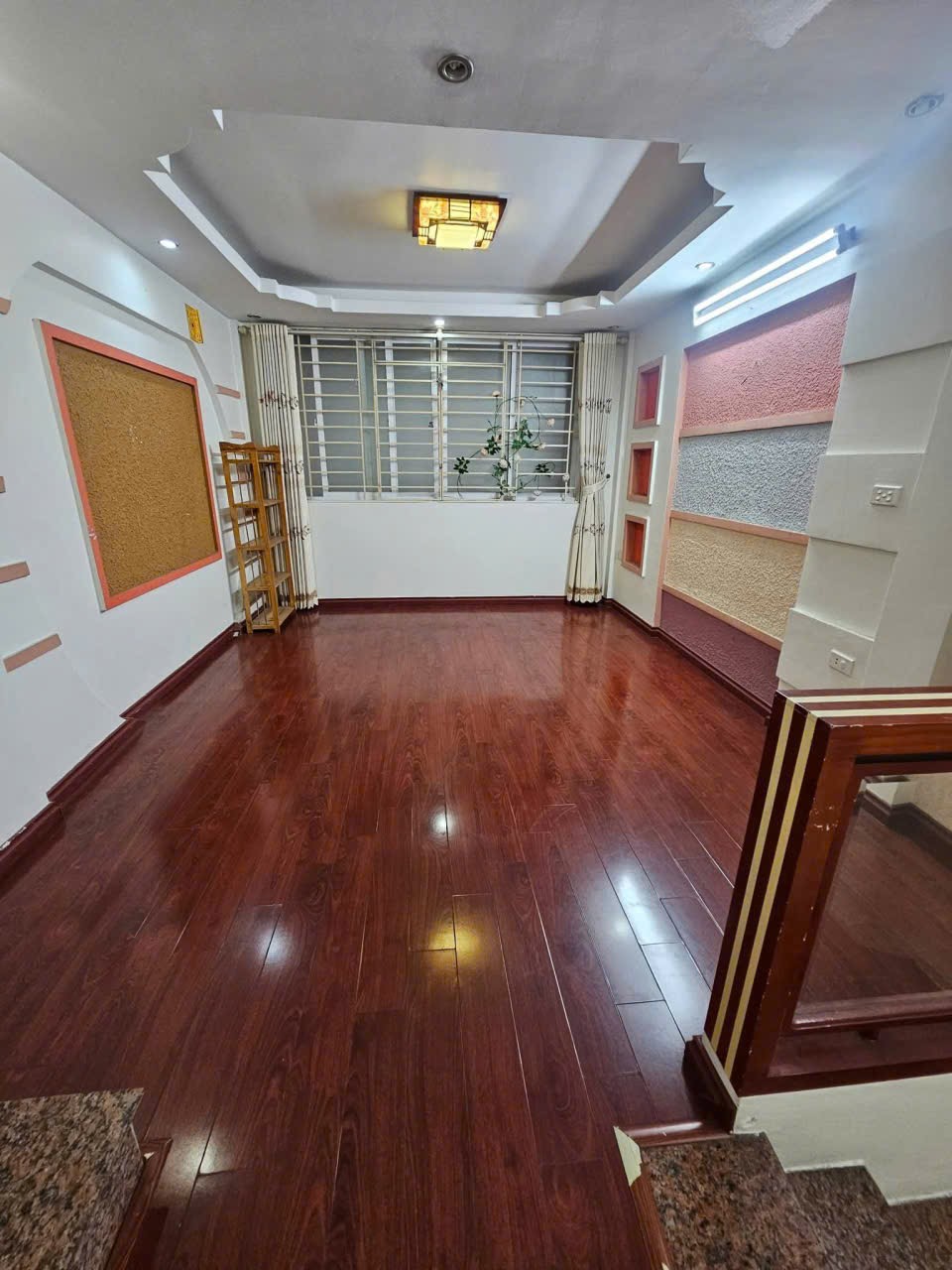 Cho thuê nhà riêng Cửa Bắc, Ba Đình 30M x 5T ĐẸP giá 13.5 triệu