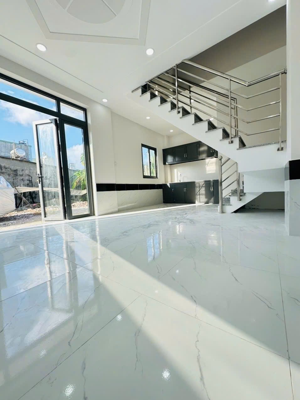 NHÀ 2 TẦNG ĐÚC THẬT 24M2 - XE HƠI ĐẬU TRƯỚC NHÀ 24/7– ĐƯỜNG 48 NGAY KDC SÔNG ĐÀ