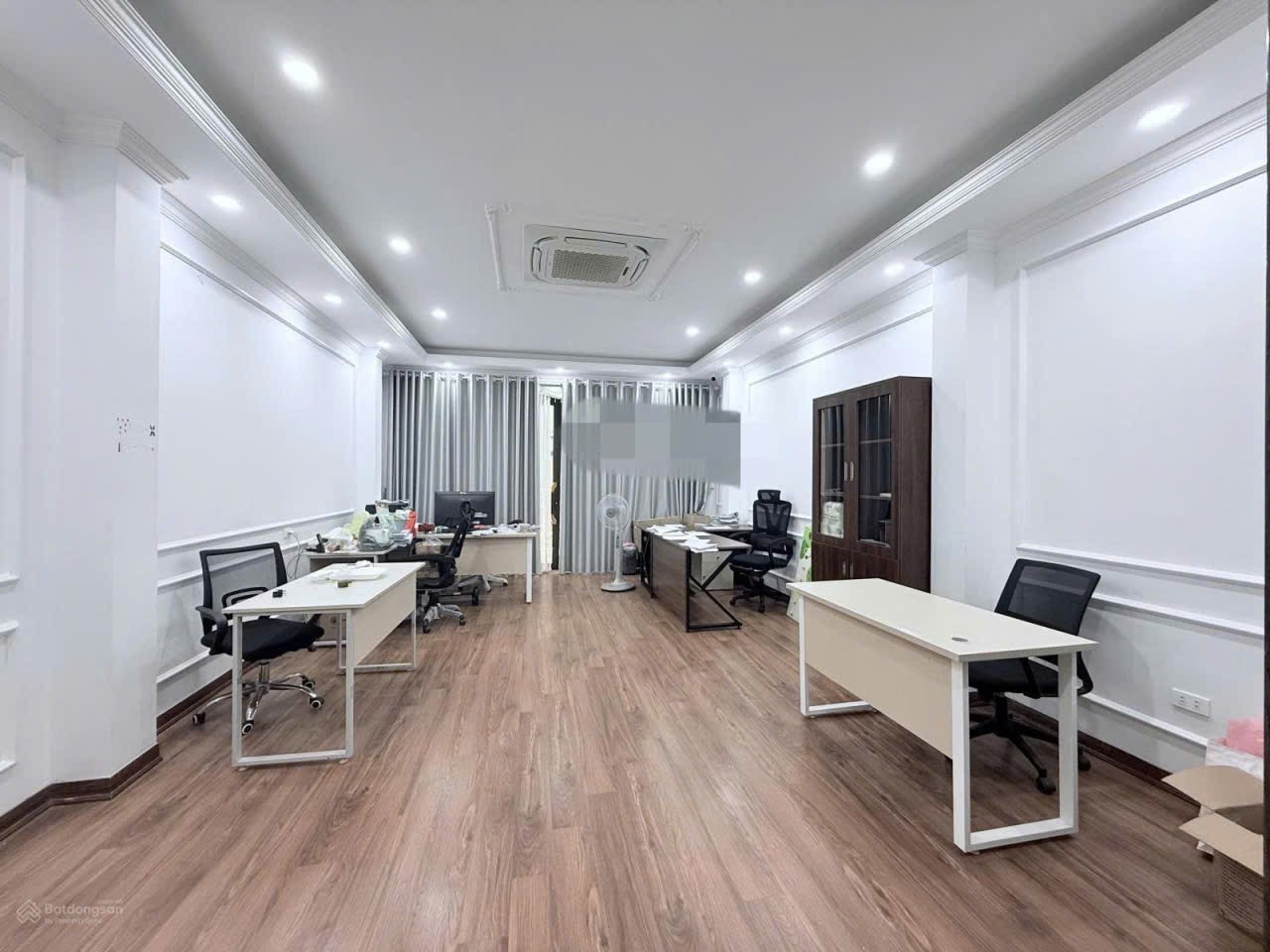 Cho thuê nhà Ô TÔ - THANG MÁY  Phạm Tuấn Tài, Cầu Giấy 50M x 6T giá 35 triệu 4