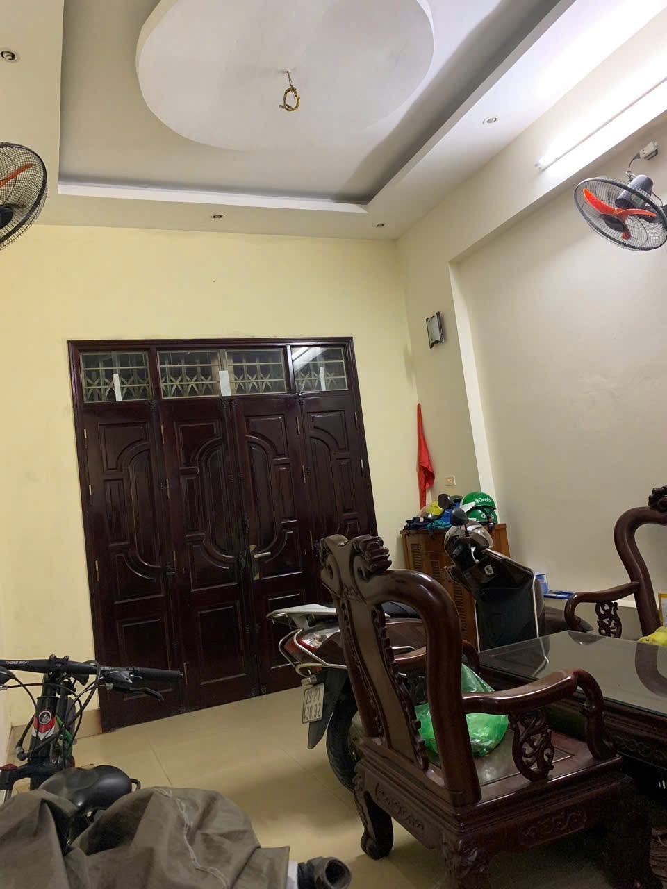 Cho thuê nhà riêng ngõ 347 Nguyễn Khang, Cầu Giấy 50M x 4T giá 15.5 triệu