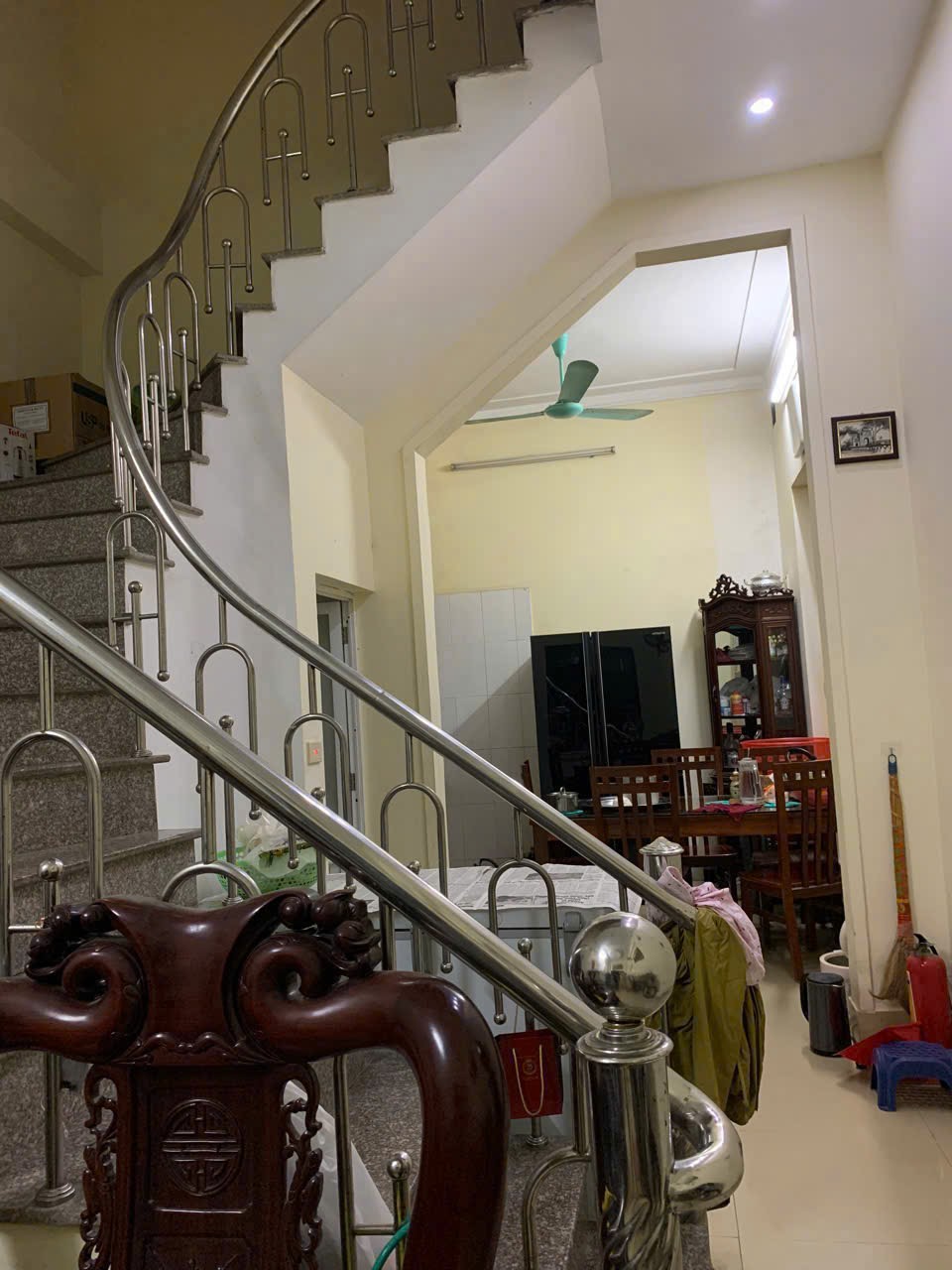 Cho thuê nhà riêng ngõ 347 Nguyễn Khang, Cầu Giấy 50M x 4T giá 15.5 triệu 2