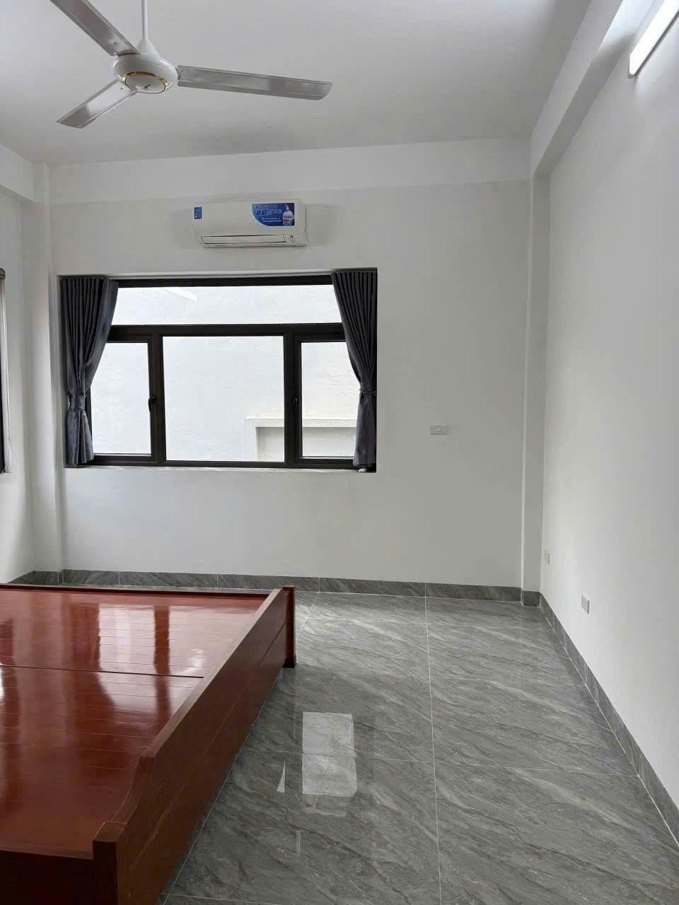 NHÀ SẠCH ĐẸP - FULL ĐỒ ngõ 63 Lê Đức Thọ, Nam Từ Liêm 35M x 5T giá 12 triệu