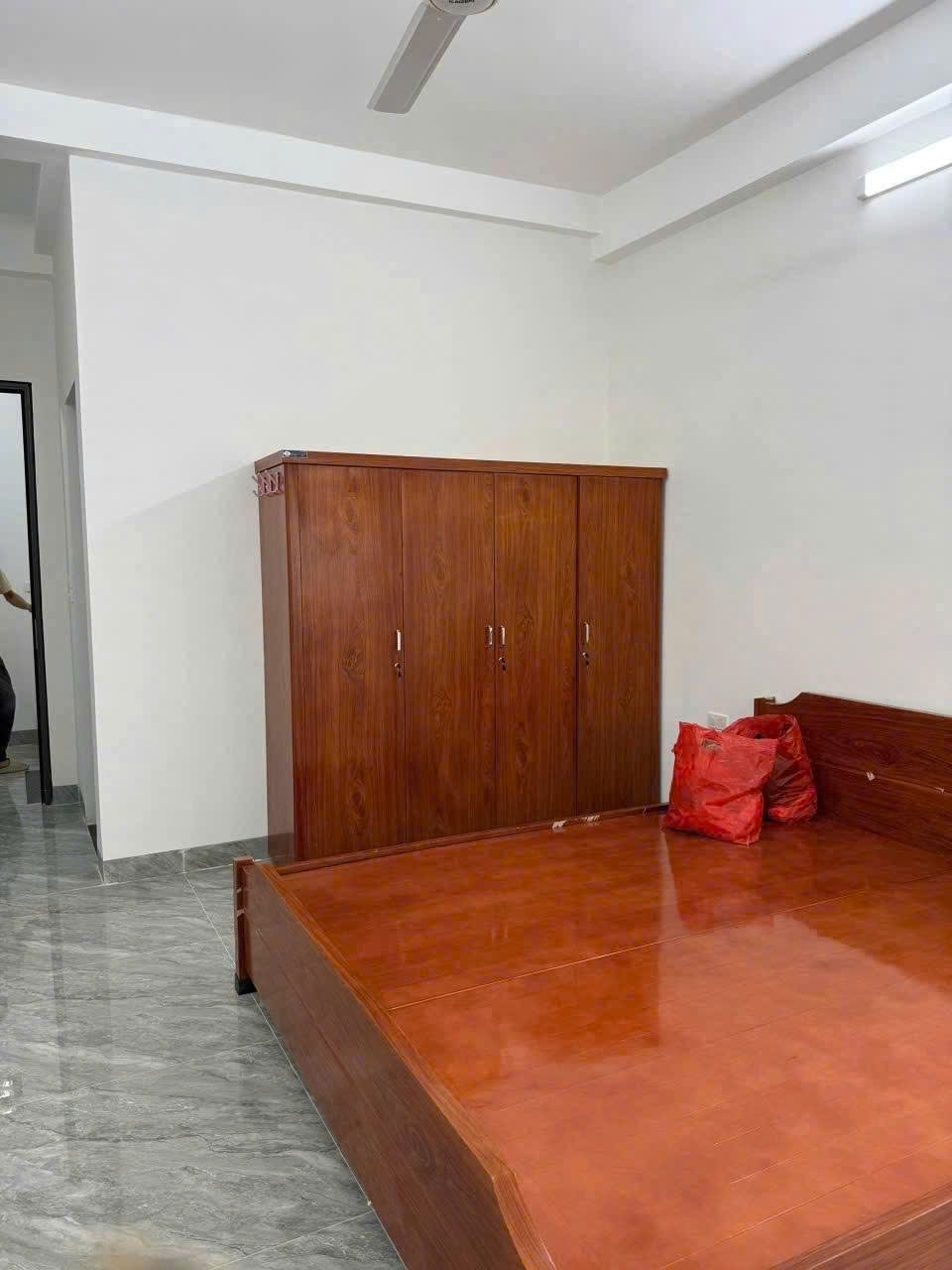 NHÀ SẠCH ĐẸP - FULL ĐỒ ngõ 63 Lê Đức Thọ, Nam Từ Liêm 35M x 5T giá 12 triệu 2