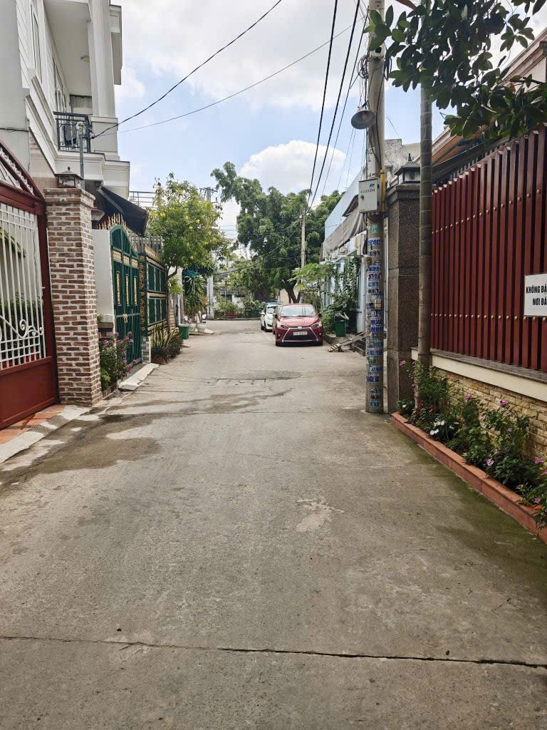NHÀ 2 TẦNG ĐÚC THẬT - HẺM RỘNG ĐẬU Ô TÔ - NGAY CẦU ÔNG DẦU - ĐỐI DIỆN VẠN PHÚC 5