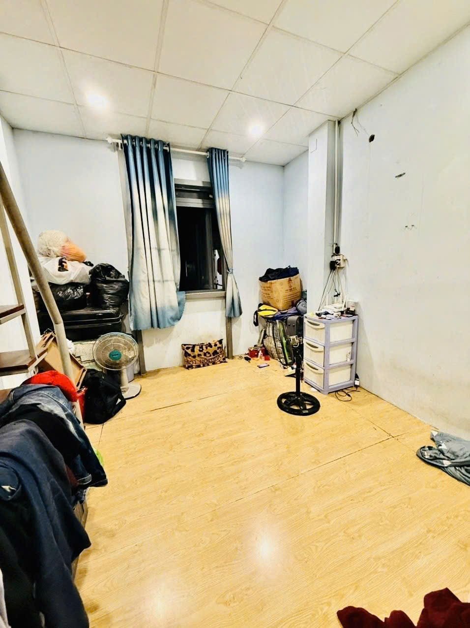 ĐỘC LẠ NHÀ 10M2 4 TẦNG  GIÁ CHỈ 1 TỶ - CẦU ÔNG DẦU HIỆP BÌNH PHƯỚC - ĐỐI DIỆN VẠN PHÚC CITY 2