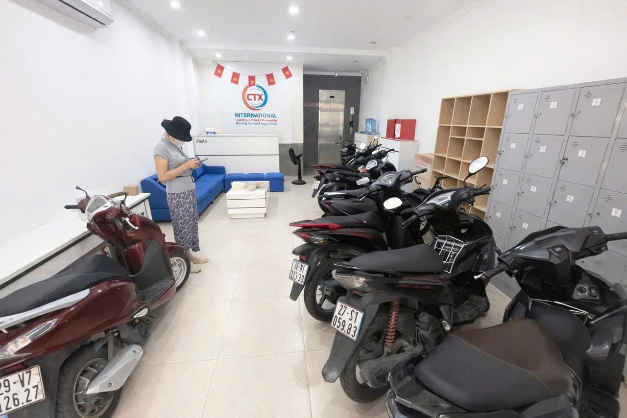 Cho thuê nhà OTO & THANG MÁY - KD VP Phạm Tuấn Tài, Cầu Giấy 60M x 7T giá 50 triệu 5