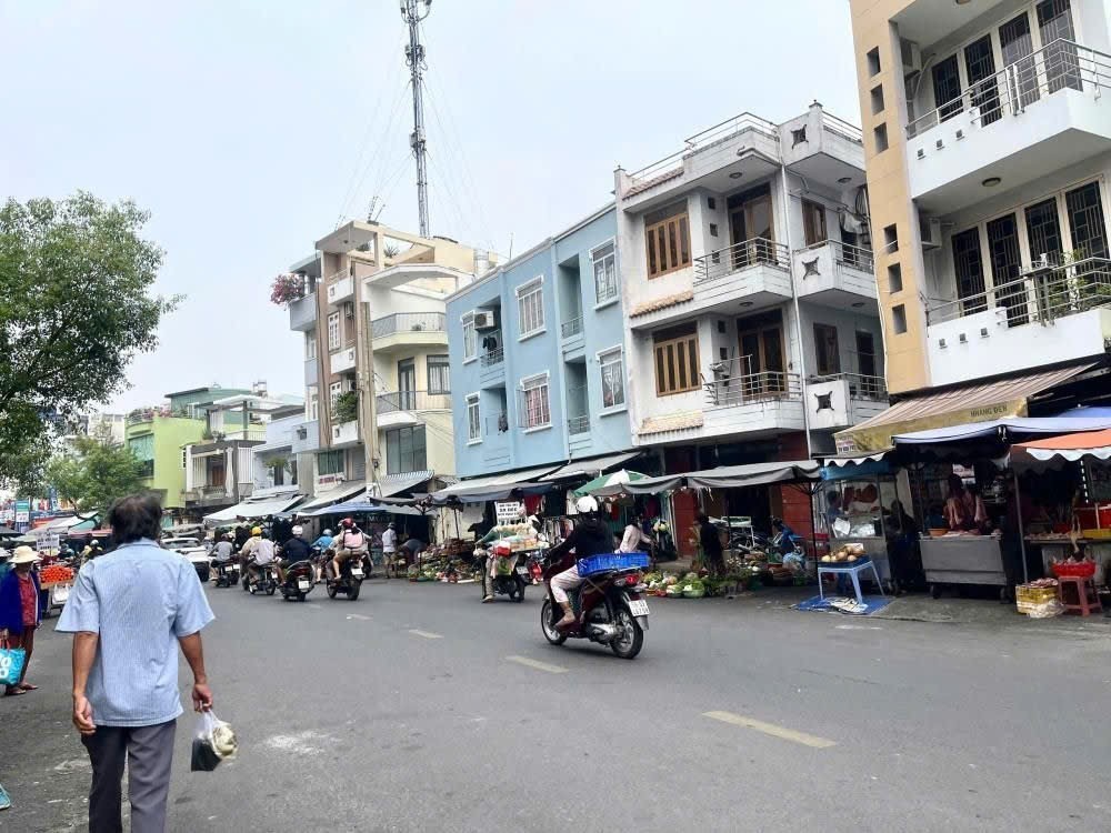 NHÀ 2 TẦNG 40M2 – SỔ RIÊNG KHÔNG QUY HOẠCH – NGUYỄN ĐỨC THIỆU DĨ AN – 1,89 TỶ 2