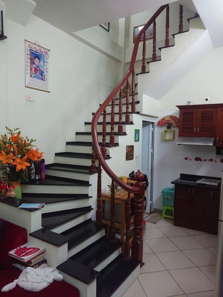 Cho thuê nhà FULL ĐỒ tại Hoàng Sâm, Hoàng Quốc Việt - Cầu Giấy 25M x 5T, 3 ngủ 4vs 4