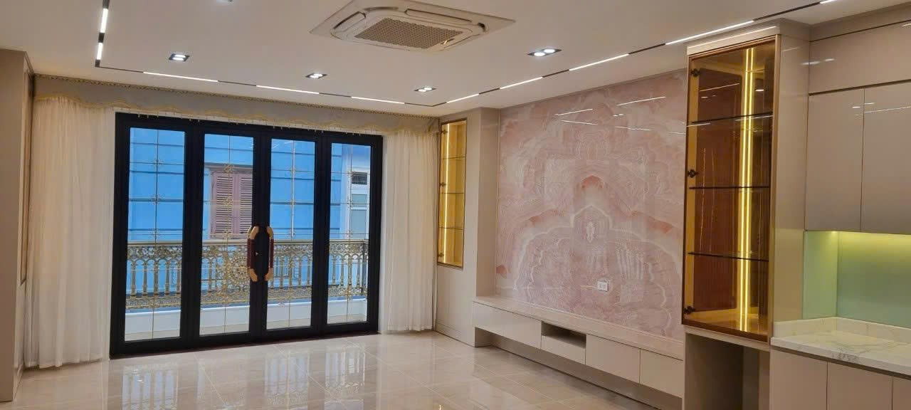 Cho thuê nhà ĐẸP, OTO, THANG MÁY Phạm Tuấn Tài, Cầu Giấy 50M x 6T giá 35 triệu 3