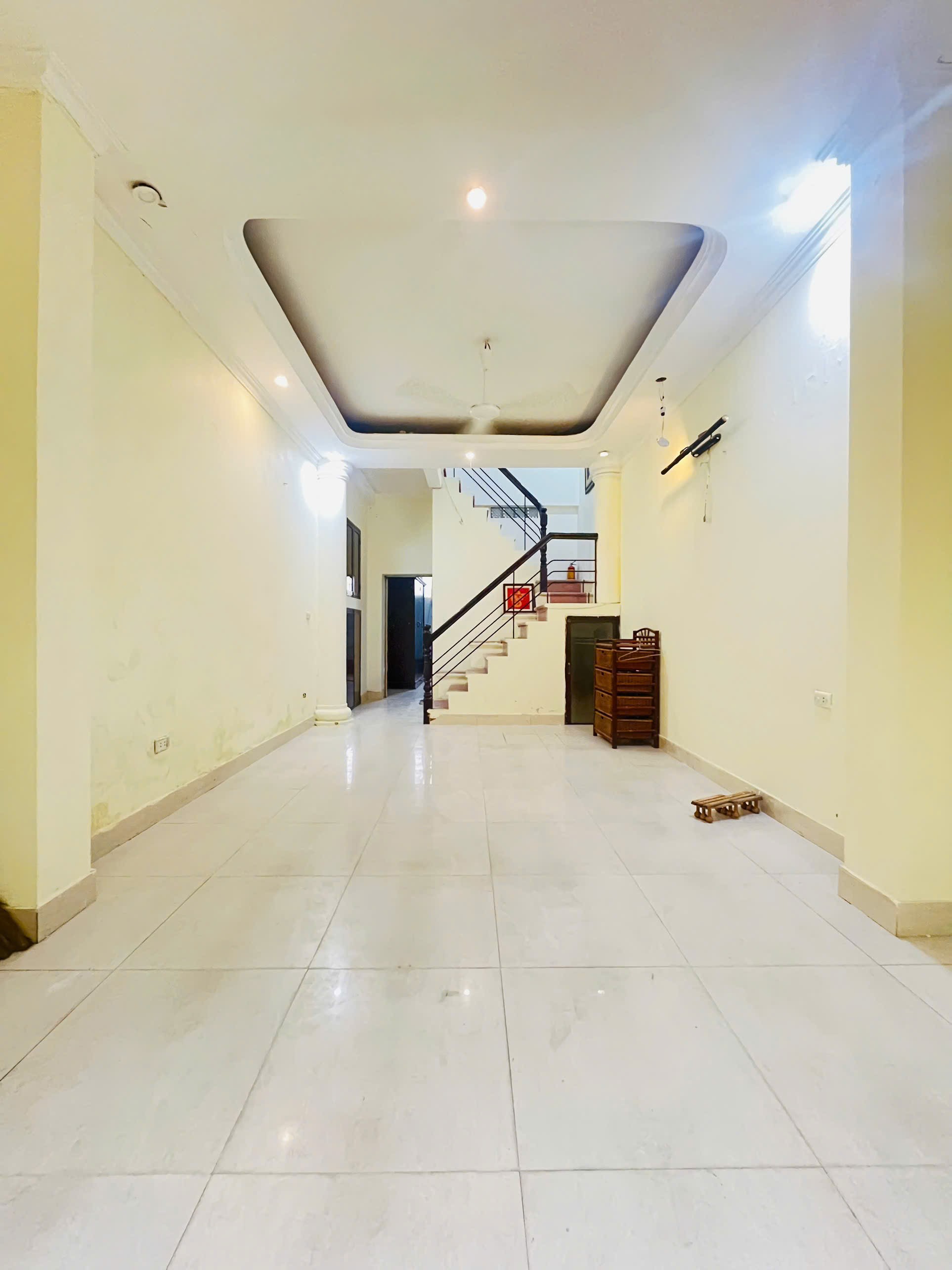 Cho thuê nhà riêng ngõ 156 Kim Ngưu, Hai Bà Trưng 60M x 4T (4 ngủ) giá 14tr Ở NHÓM 9NG