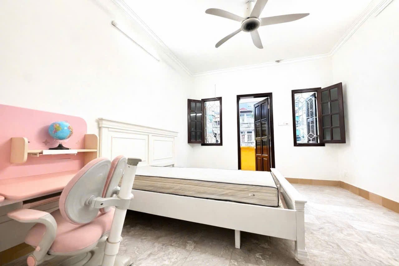 Cho thuê nhà ngõ 165 Cầu Giấy Ô TÔ - KD - NHÀ ĐẸP 60M x 5T giá 25 triệu 3