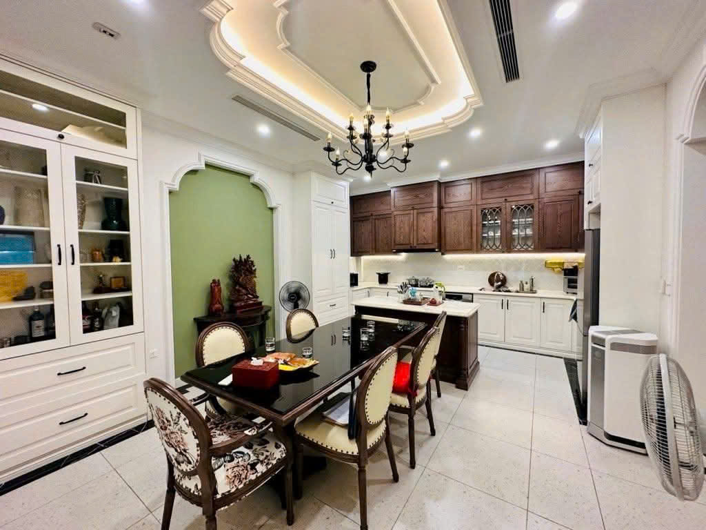 VP Bank phát mại biệt thự KĐT Lideco gần hồ điều hòa 230m2 chỉ 2x tỷ. LH 0989626116 2