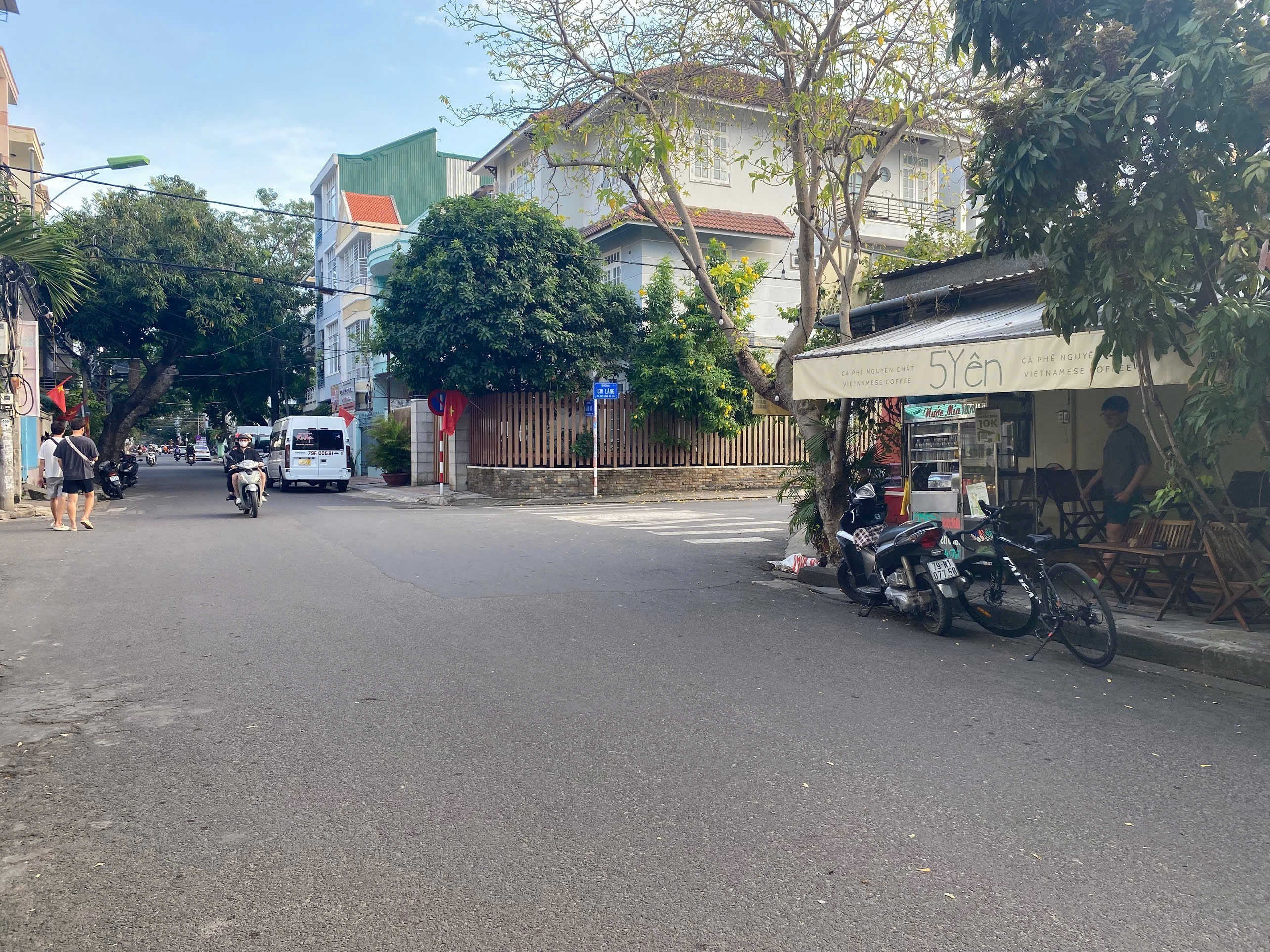 Bán Nhà Mặt Tiền Âu Cơ – 2 Tầng – Kinh Doanh Tốt 2