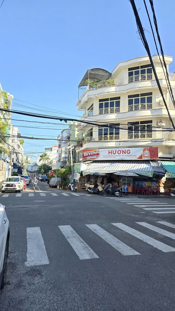 Nhà 3 Tầng MT Nguyễn Hữu Huân – 5PN – Gần Biển – 7.8 Tỷ 4