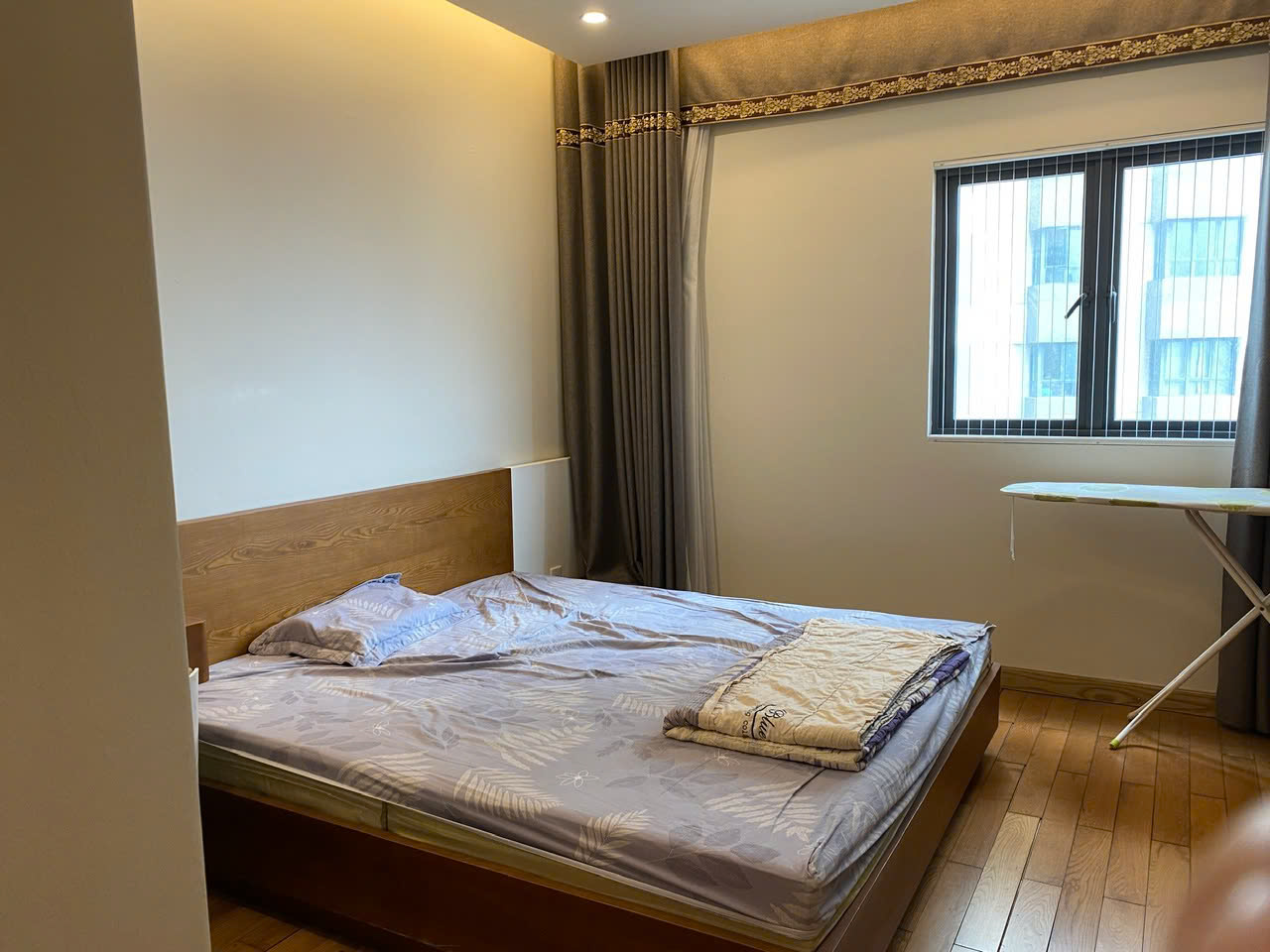 Bán căn 3PN tại Mulberry Lane, ban công Đông Nam, giá 8ty2 2