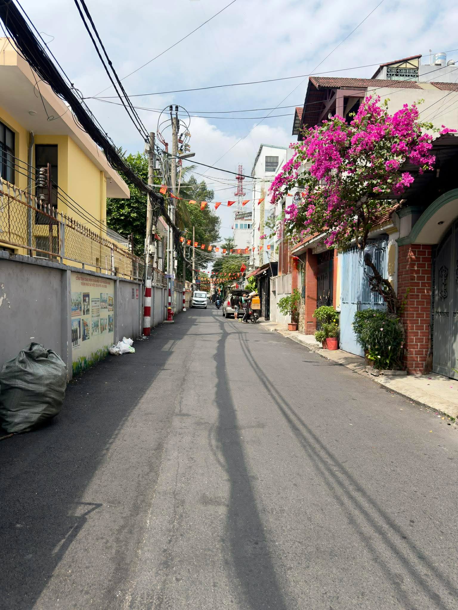 SIÊU PHẨM CHDV 183m2 (7×27) CẠNH SÂN BAY - 5 TẦNG 18 PHÒNG - 100TR/THÁNG 2