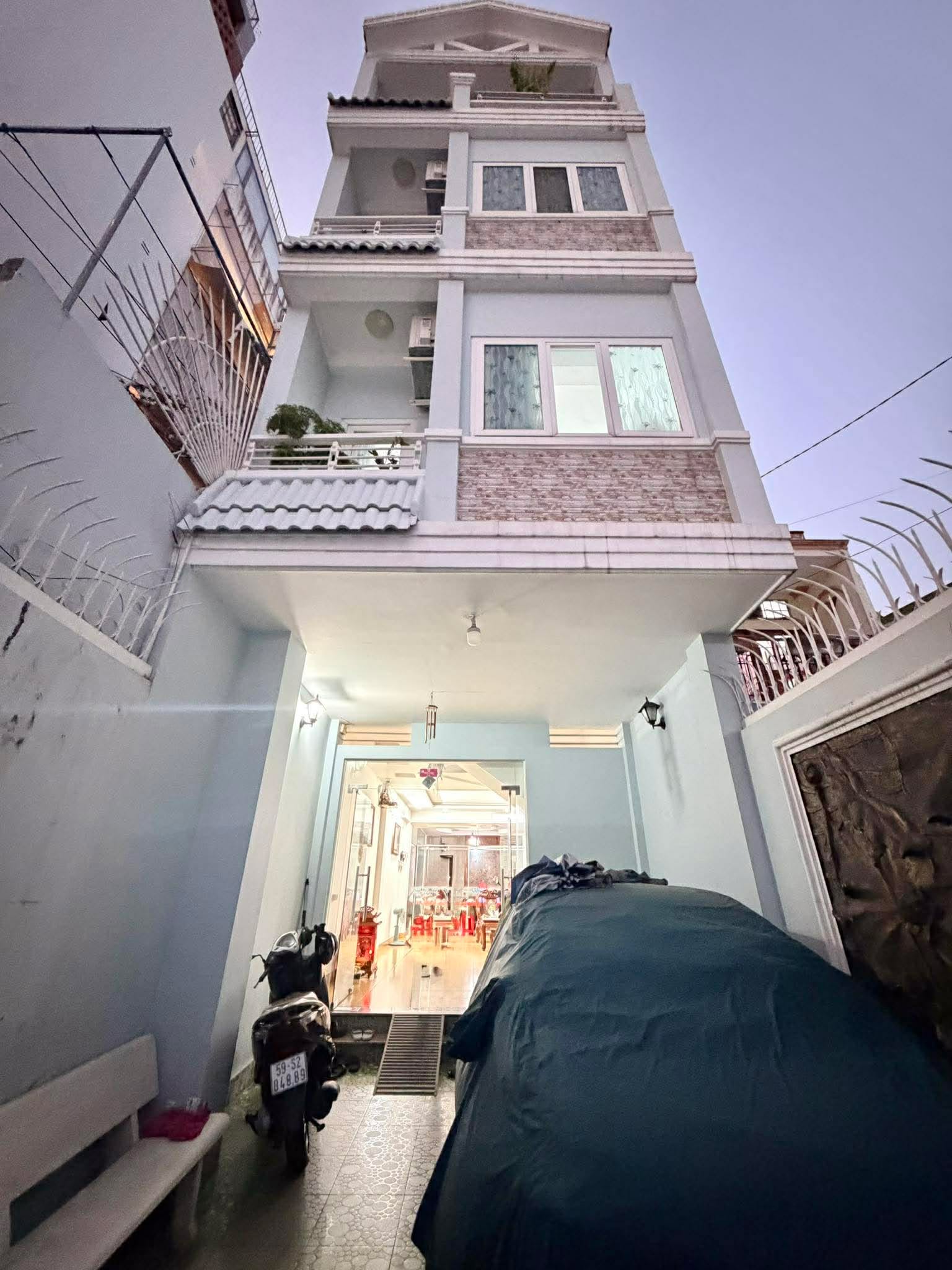 CHỈ 160TR/M2 - SIÊU PHẨM 15 PHÒNG HOÀNG HOA THÁM - HẺM XE TẢI TRÁNH - THU NHẬP KHỦNG 2