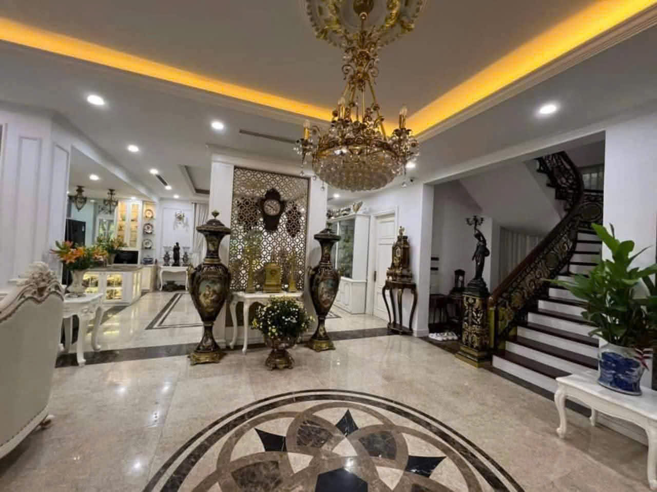 BIDV phát mại biệt thự Tây Nam hồ Linh Đàm cạnh hồ Linh Đàm 250m2 chỉ 4x tỷ. Lh 0989626116 2