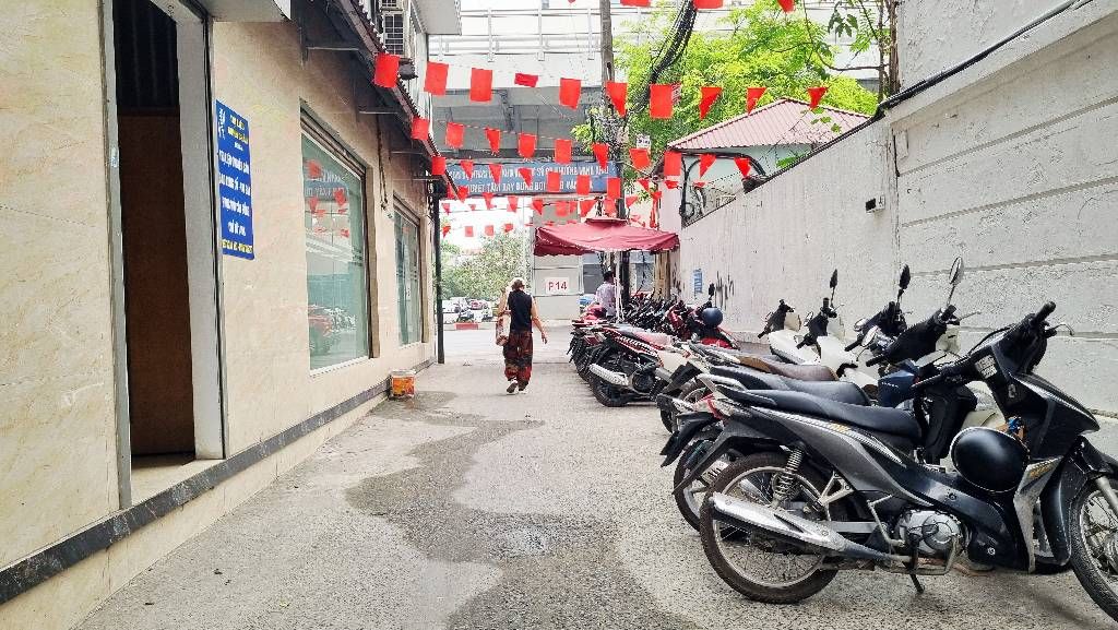 Cần bán Nhà mặt tiền đường Minh Khai, Phường Minh Khai, Diện tích 64m², Giá 23 Tỷ