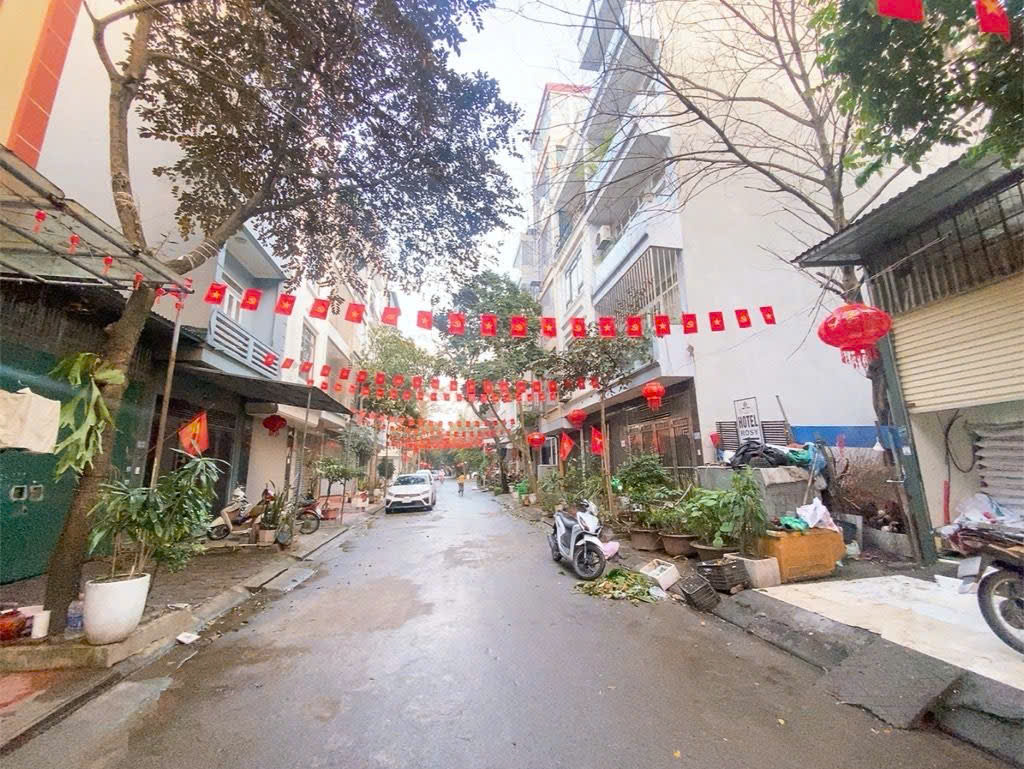 Anh Hải bán gấp đất DV Văn Phú gần KĐT Văn Phú, La Casta 50m2 chỉ 13.x tỷ. LH 0989626116 2