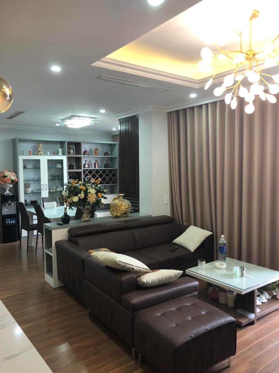 Bán căn VIEW HỒ 3PN-90m2 tại Vinhomes D'Capitale -  TÒA C7 3