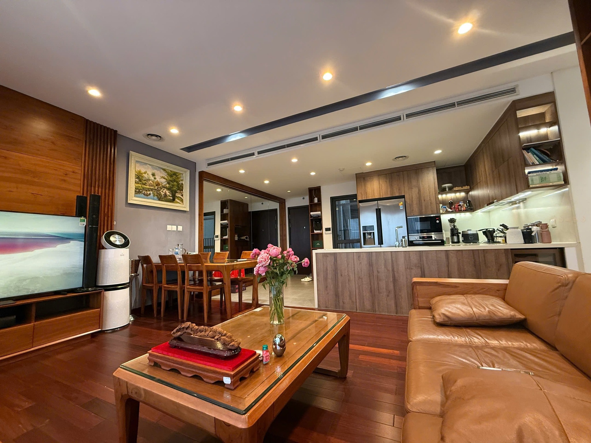 Bán căn hộ 3PN VIEW HỒ TÒA C6 Vinhomes D'Capitale, giá 12.x tỷ 4