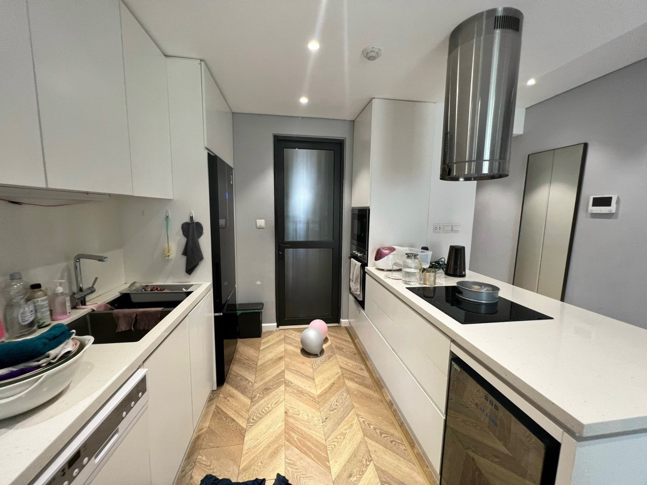 BÁN CĂN 2PN+2VS rộng 79m2 tại Vinhomes Trần Duy Hưng 5