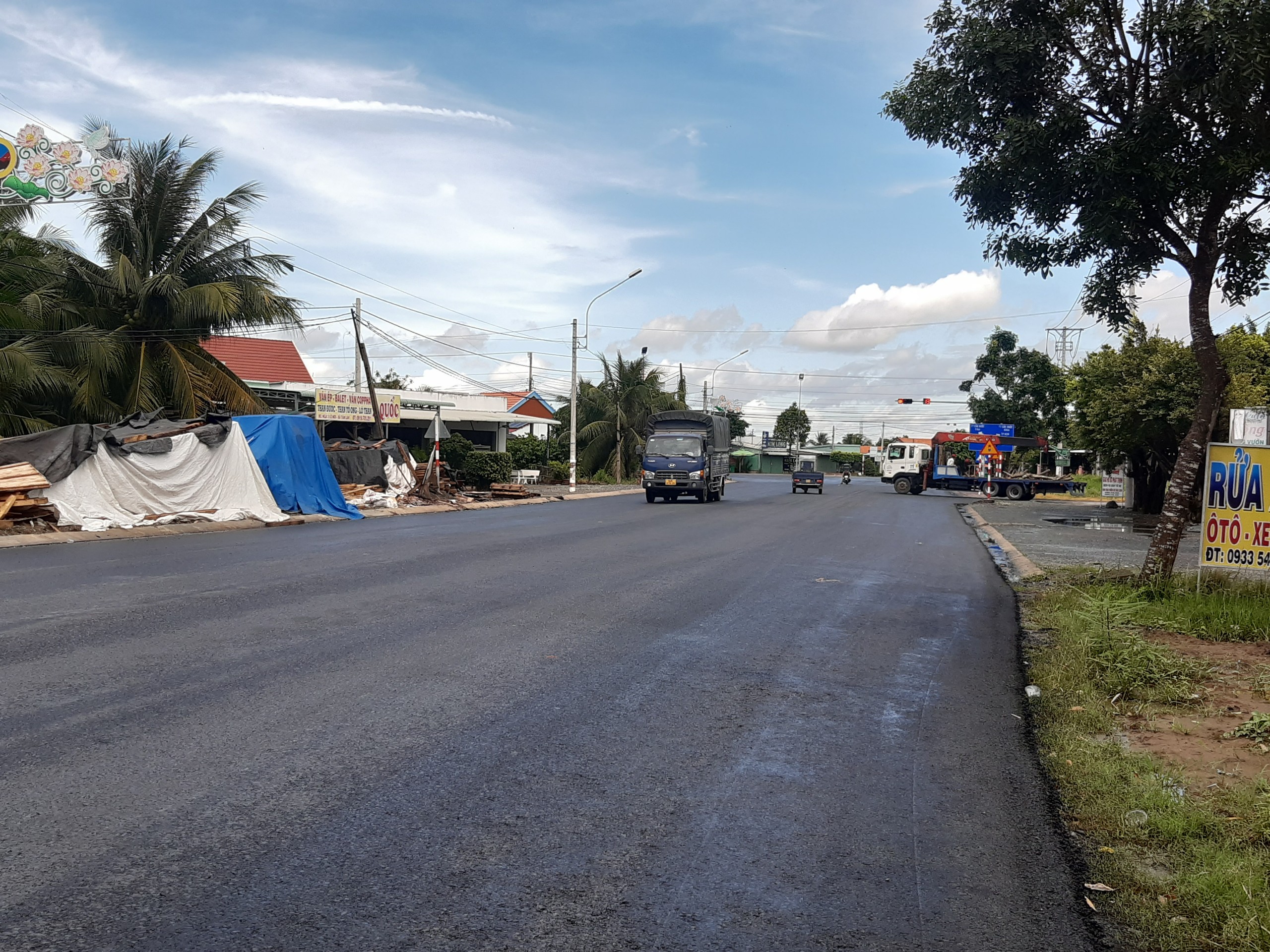 Chủ cần bán gấp 113m2 trục chính kdc An Phú giá rẻ bao đầu tư 940tr