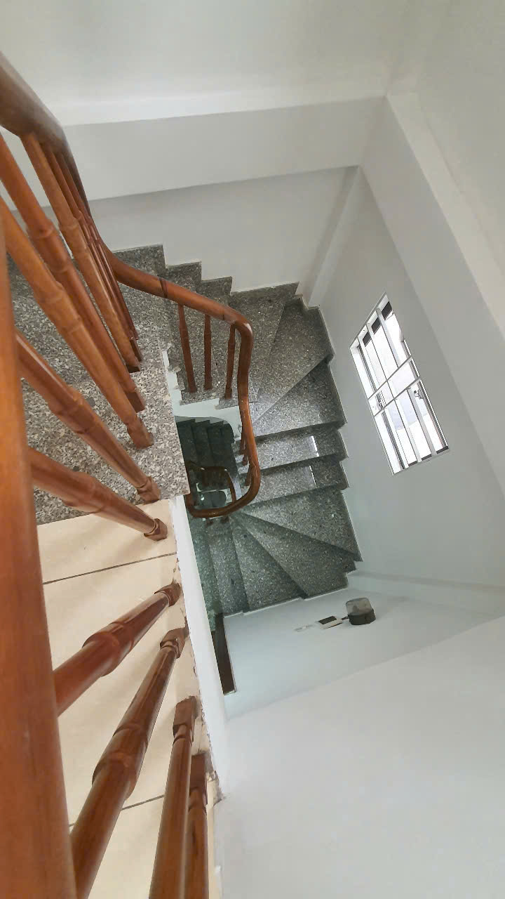 Cần tiền gấp bán rẻ Kim Hoa 44m, 5 tầng, mặt tiền 6.7m, 15 tỷ Đống Đa. 3