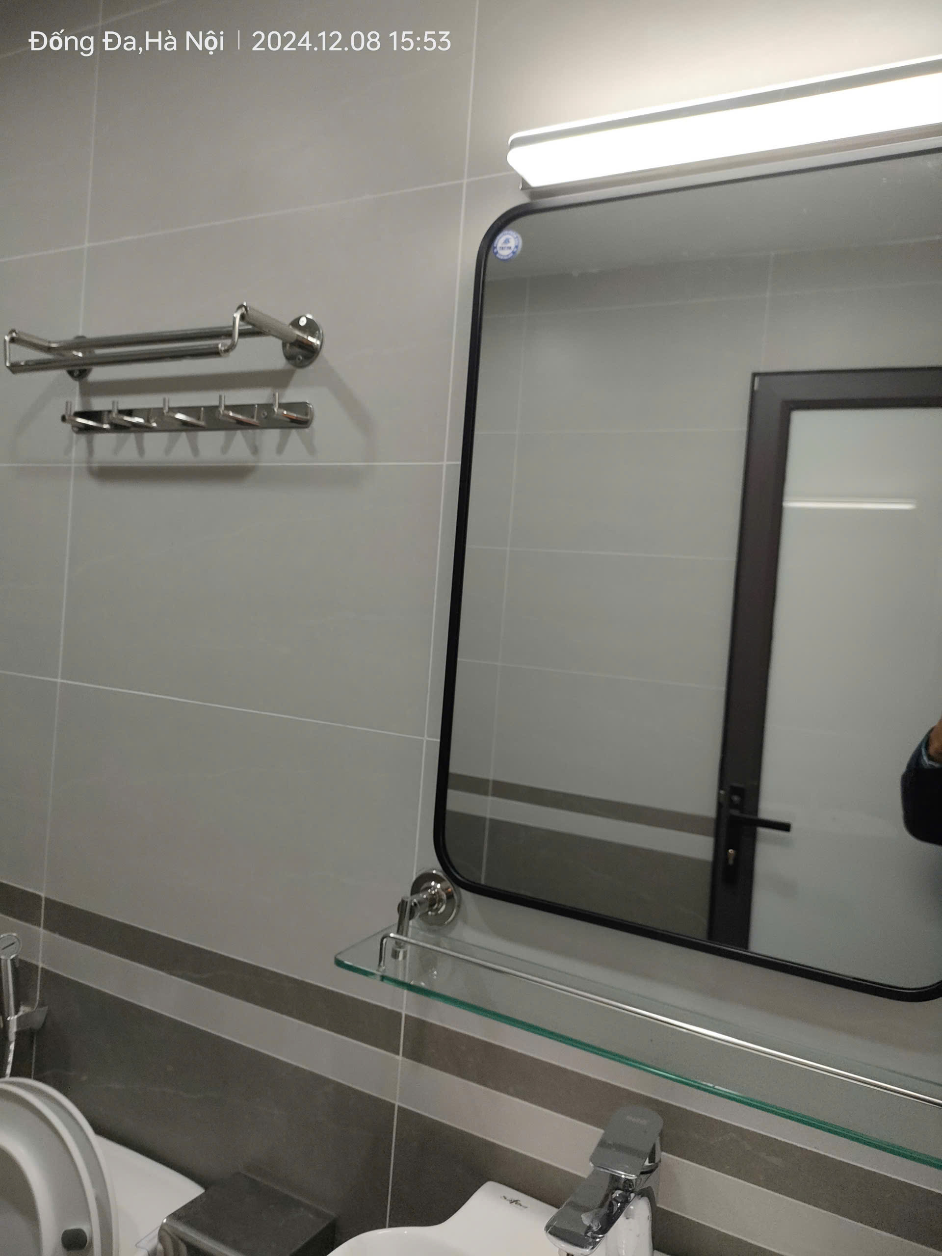 Bán gấp giá rẻ ô tô kinh doanh Ngõ Quỳnh 32m, 4 tầng, mặt tiền 4m, 9 tỷ Hai Bà Trưng. 3