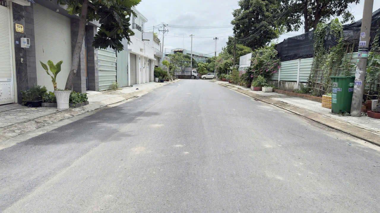 SIÊU PHẨM MẶT TIỀN TÂN XUÂN 2 – GẦN TÔ KÝ – QUỸ ĐẤT LỚN HIẾM CÓ 4