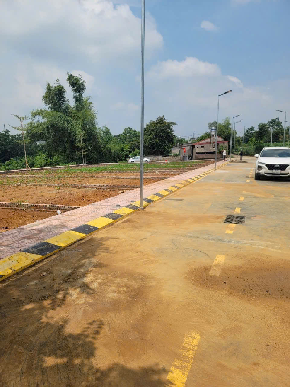 Chỉ nhỉnh 200 triệu có ngay lô đất thổ cư view hồ Sinh Thái Thành Vinh.