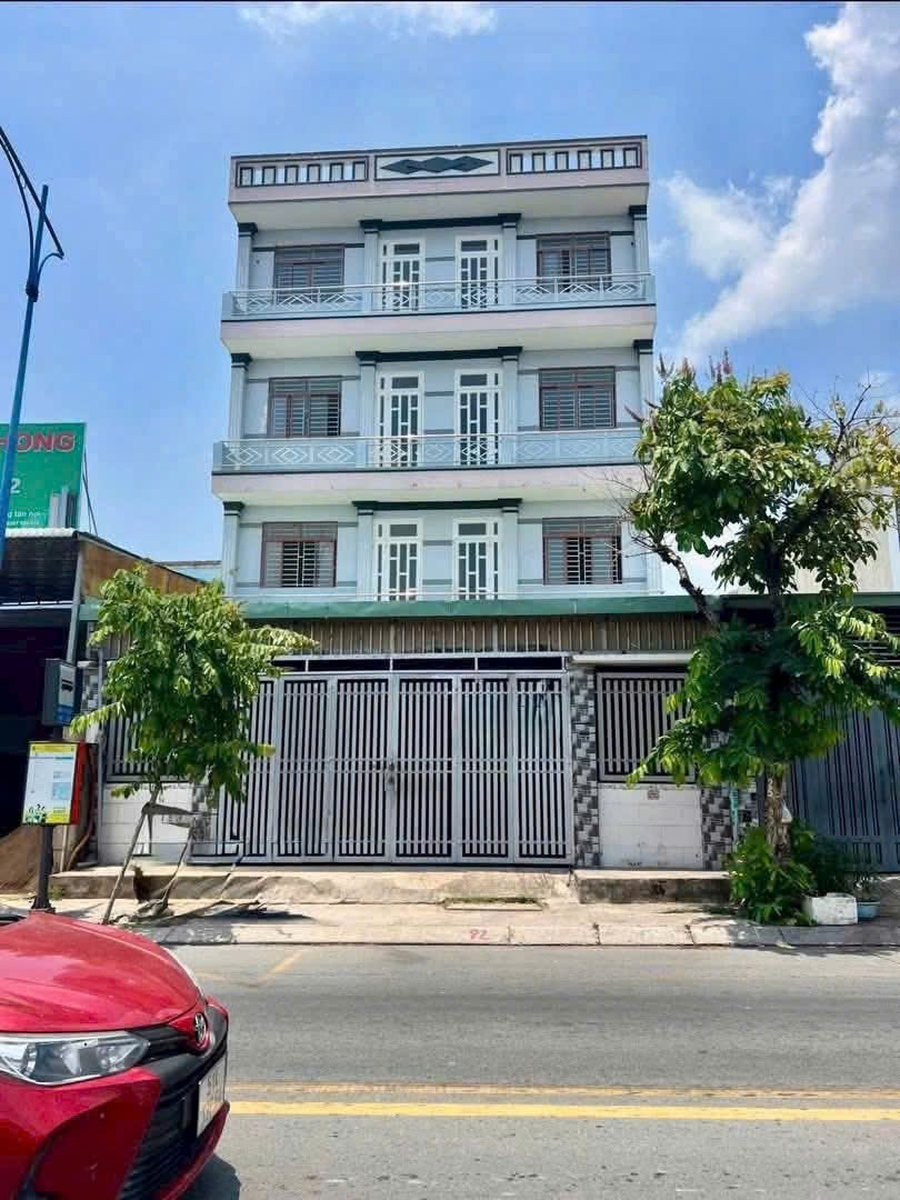 MẶT TIỀN LÊ LỢI – NGANG 10M HIẾM – 4 TẦNG + SÂN THƯỢNG – 11 PHÒNG 4