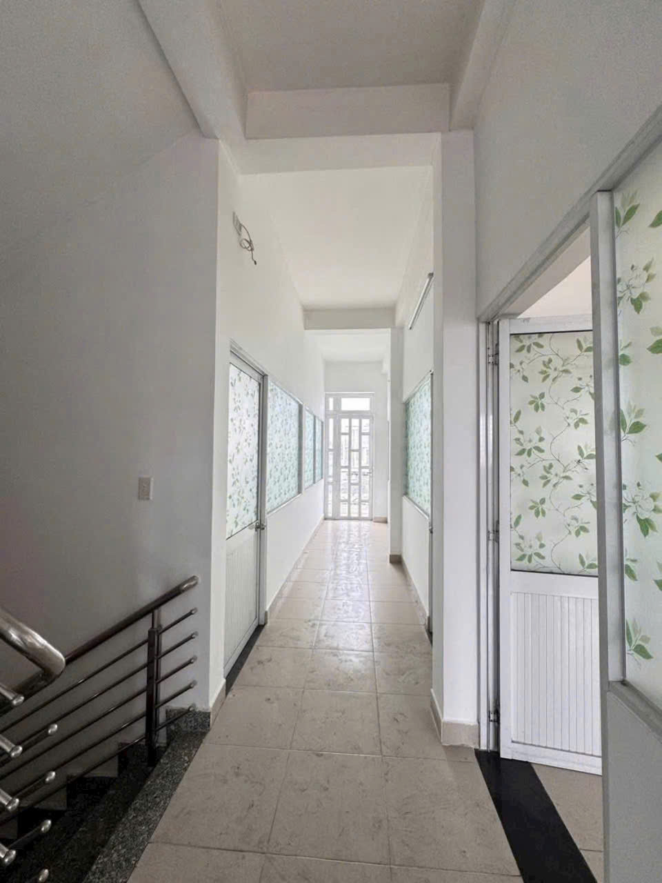 MẶT TIỀN LÊ LỢI – NGANG 10M HIẾM – 4 TẦNG + SÂN THƯỢNG – 11 PHÒNG 5