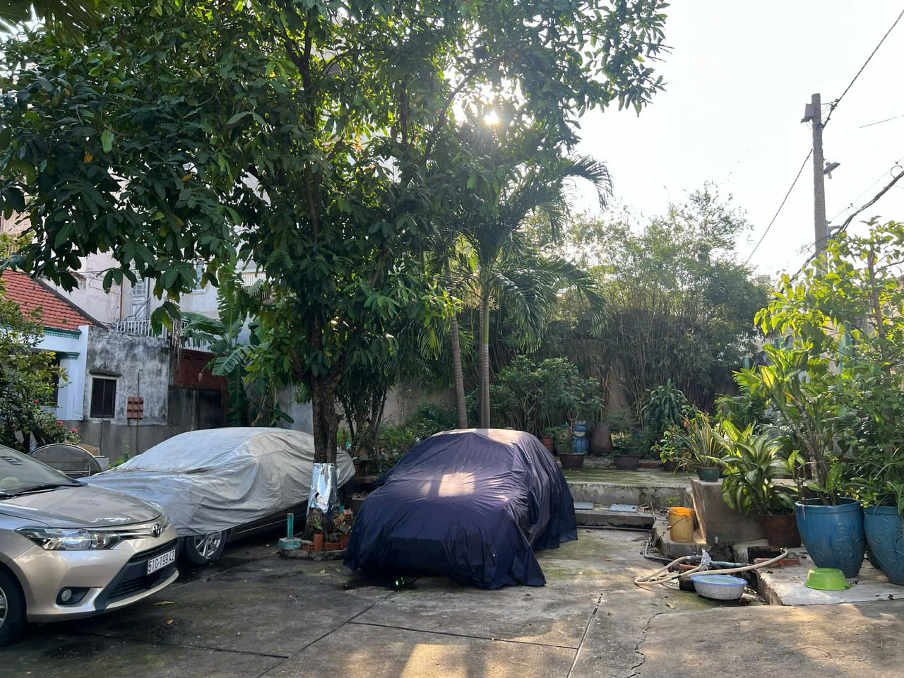 SIÊU BIỆT THỰ + QUỸ ĐẤT 1.090M² – GIẢM SỐC 20 TỶ – NGAY NGUYỄN VĂN QUÁ 5