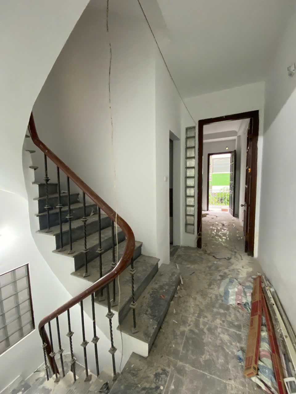 CHO THUÊ NHÀ NGỌC LÂM – 5 TẦNG – Ô TÔ ĐỖ CỬA – KINH DOANH TỐT 2